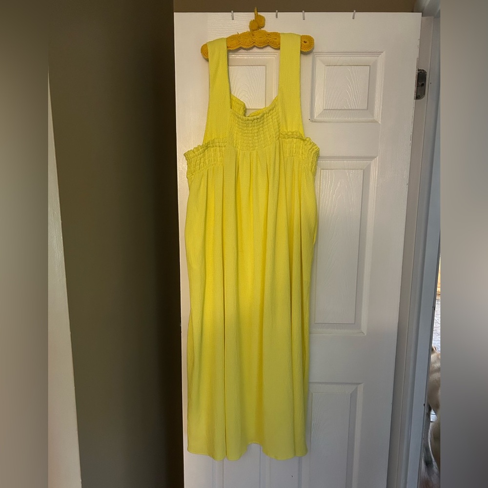 DAVI & DANI Sunny Yellow Textured Dress